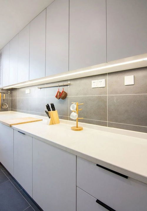 簡(jiǎn)裝下的精致效果 118平三室兩廳，大白墻的清爽哲學(xué)與生活智慧